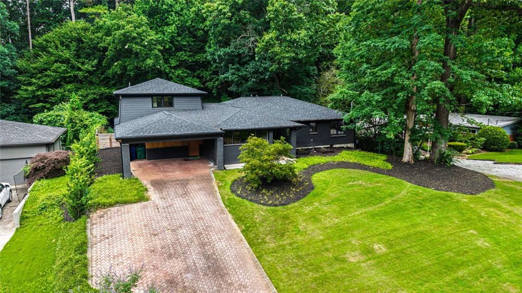 1036 Vistavia Circle