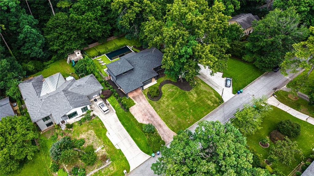 1036 Vistavia Circle