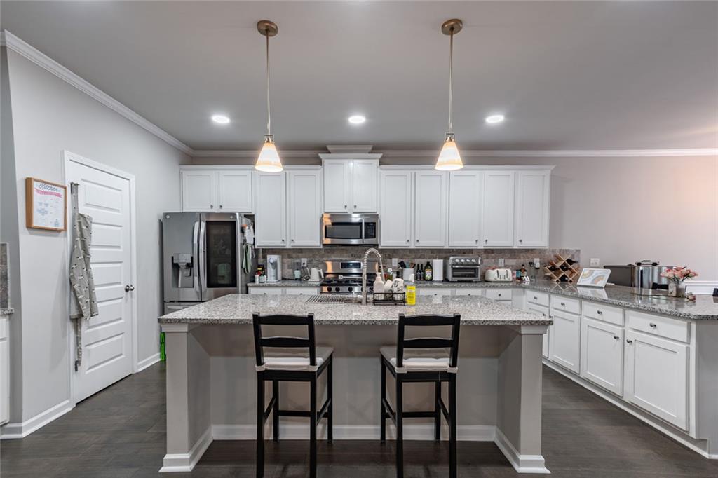 2463 Shetley Creek Drive