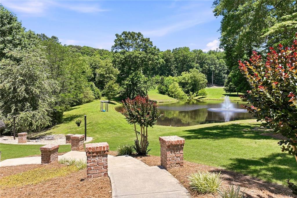 8235 Hurakan Creek Crossing