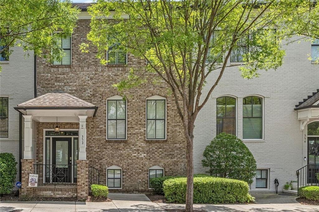 352 Suwanee Avenue