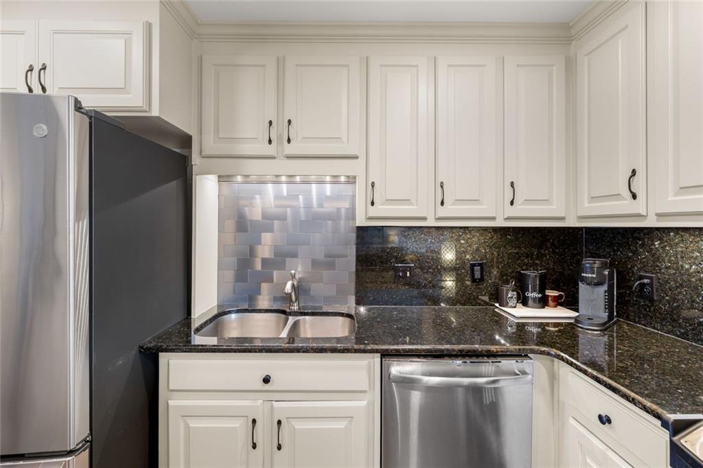 2100 Habersham Marina Road Unit 301F