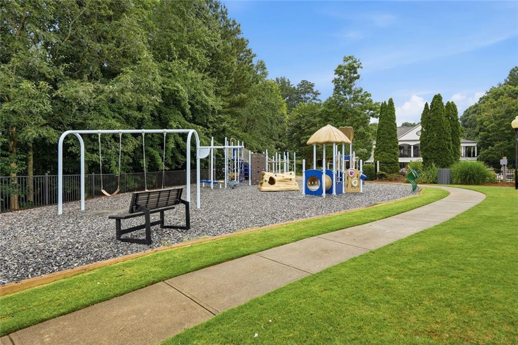 1335 Montcliff Drive