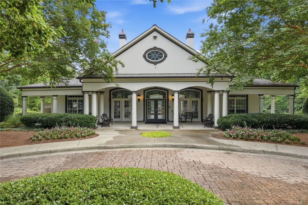 1335 Montcliff Drive