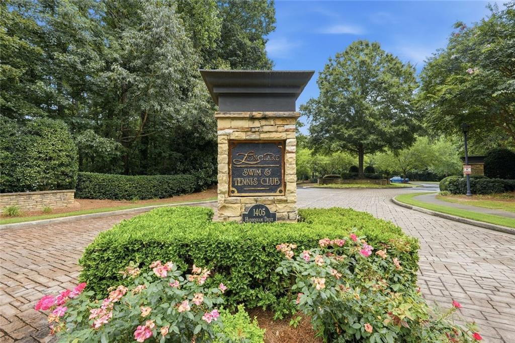 1335 Montcliff Drive