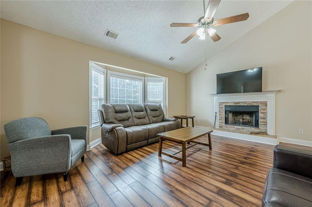 391 Pinewood Place