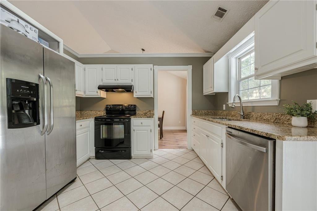 391 Pinewood Place