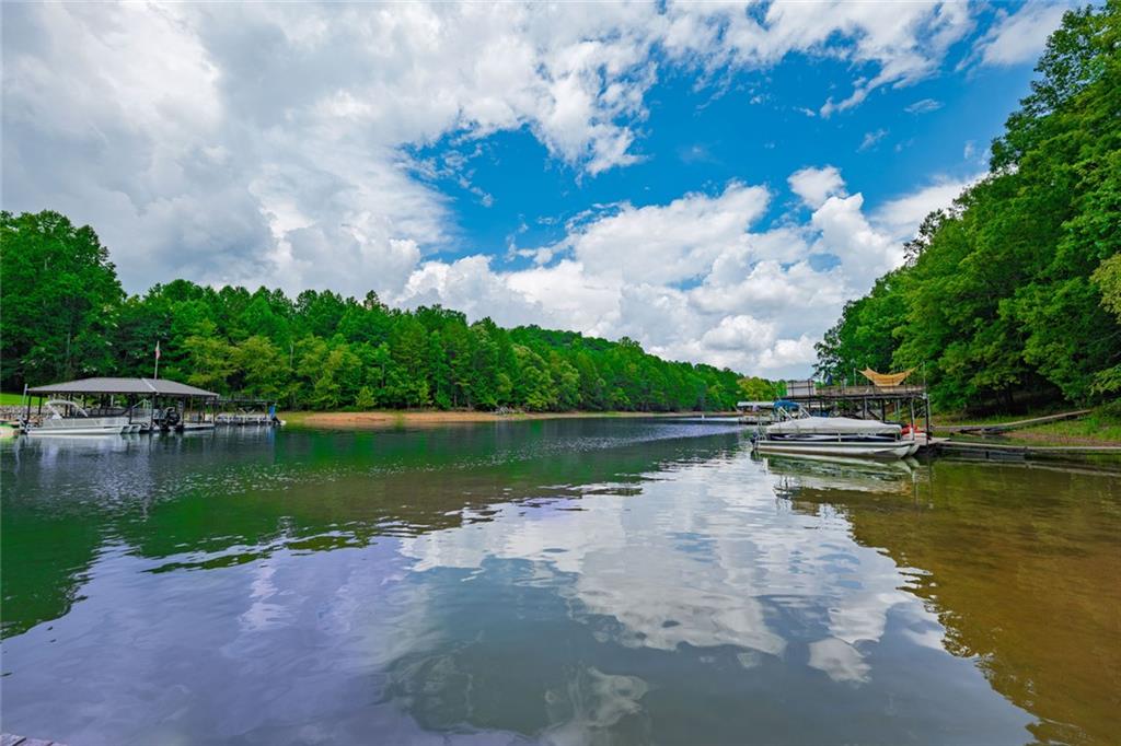 386 Longview Drive