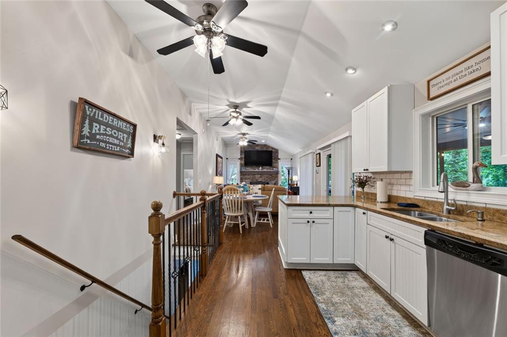 386 Longview Drive