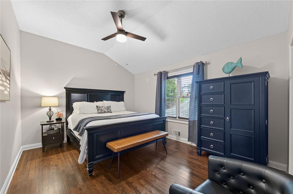 386 Longview Drive