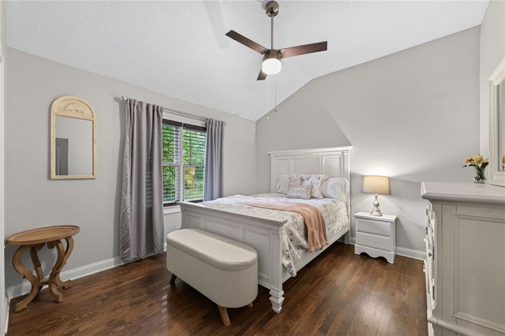 386 Longview Drive