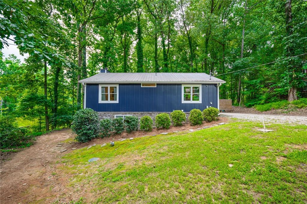 386 Longview Drive