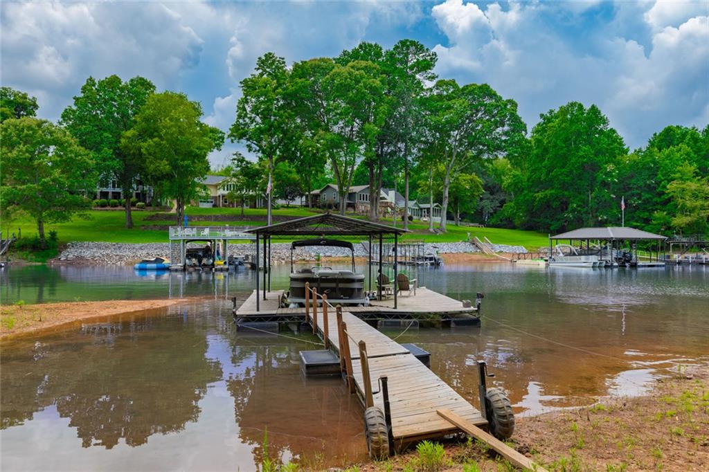 386 Longview Drive