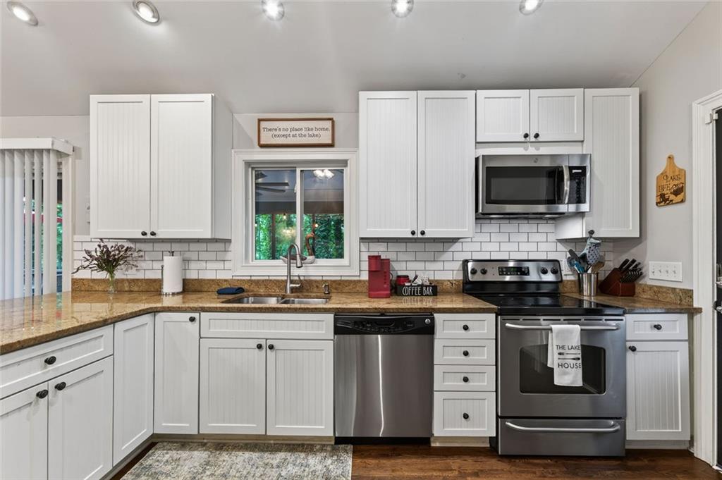 386 Longview Drive