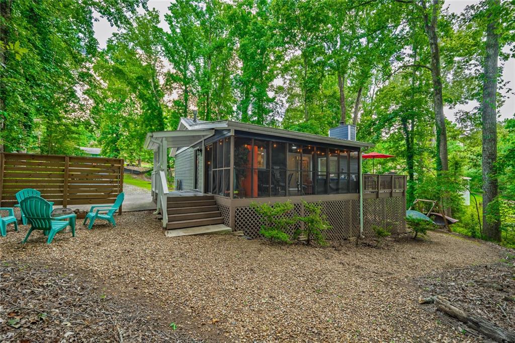 386 Longview Drive