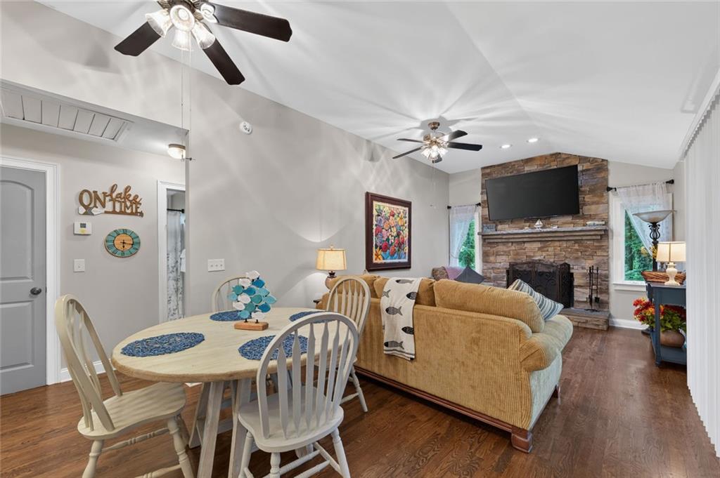 386 Longview Drive