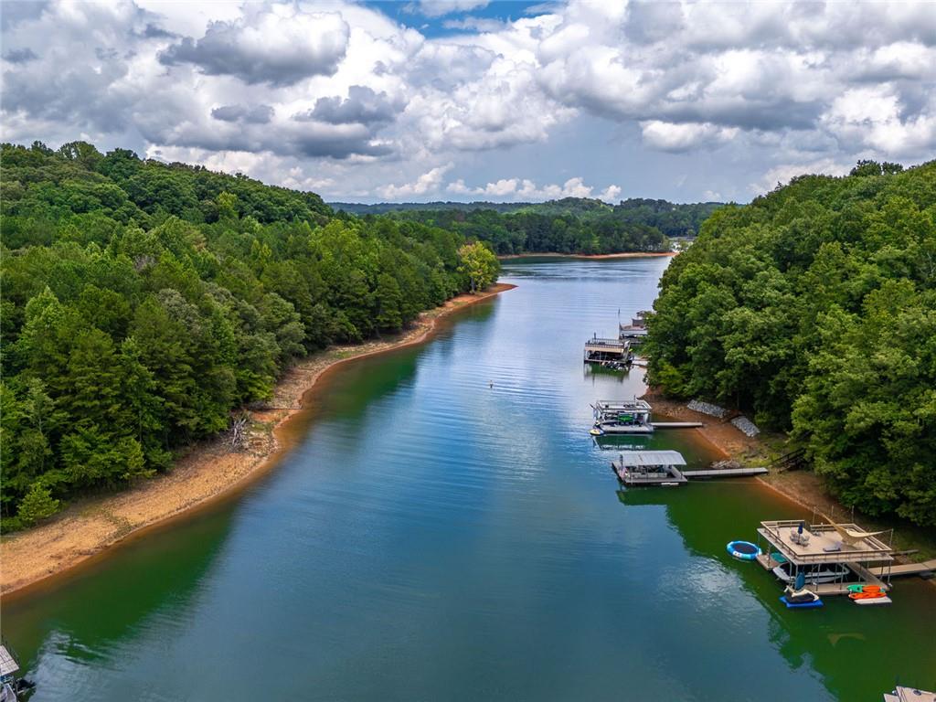 386 Longview Drive