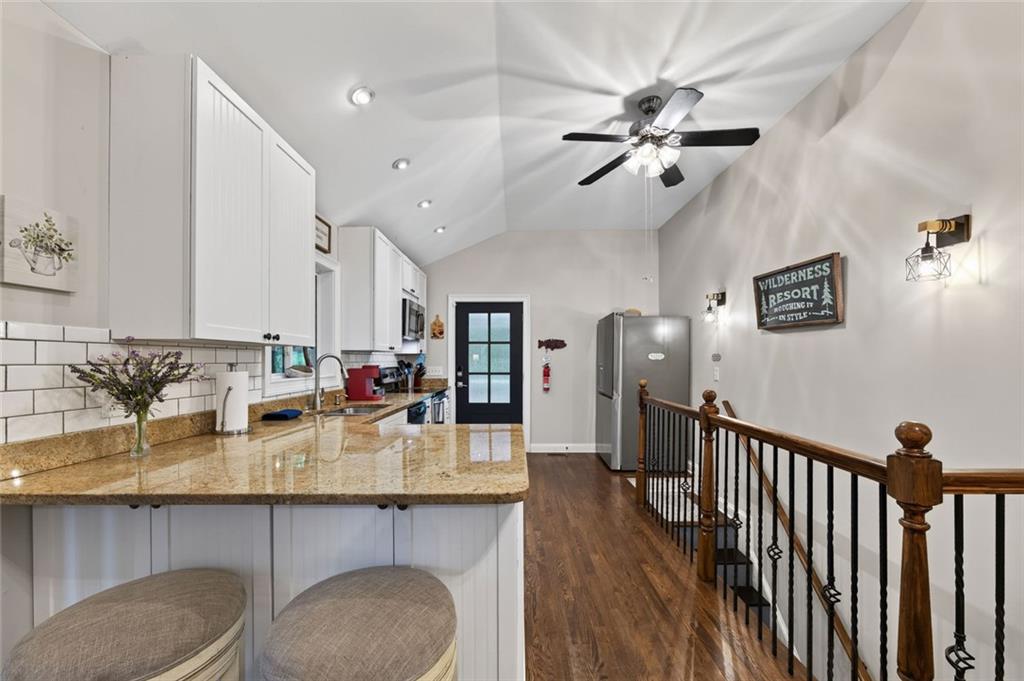 386 Longview Drive