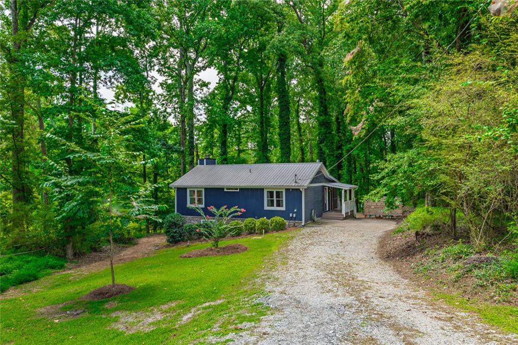 386 Longview Drive