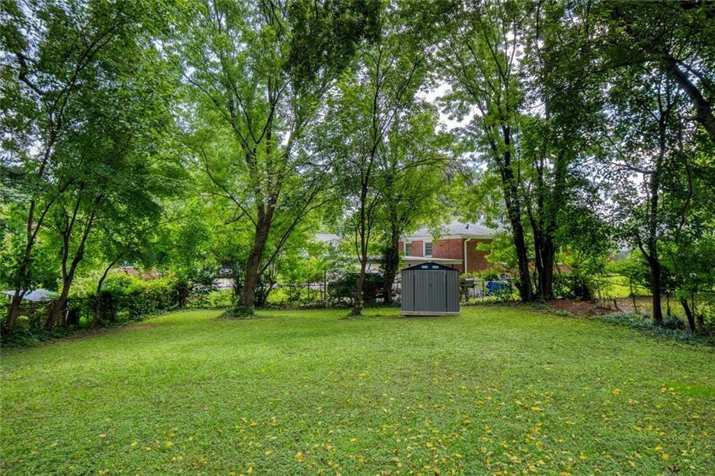 216 Austin Avenue NE