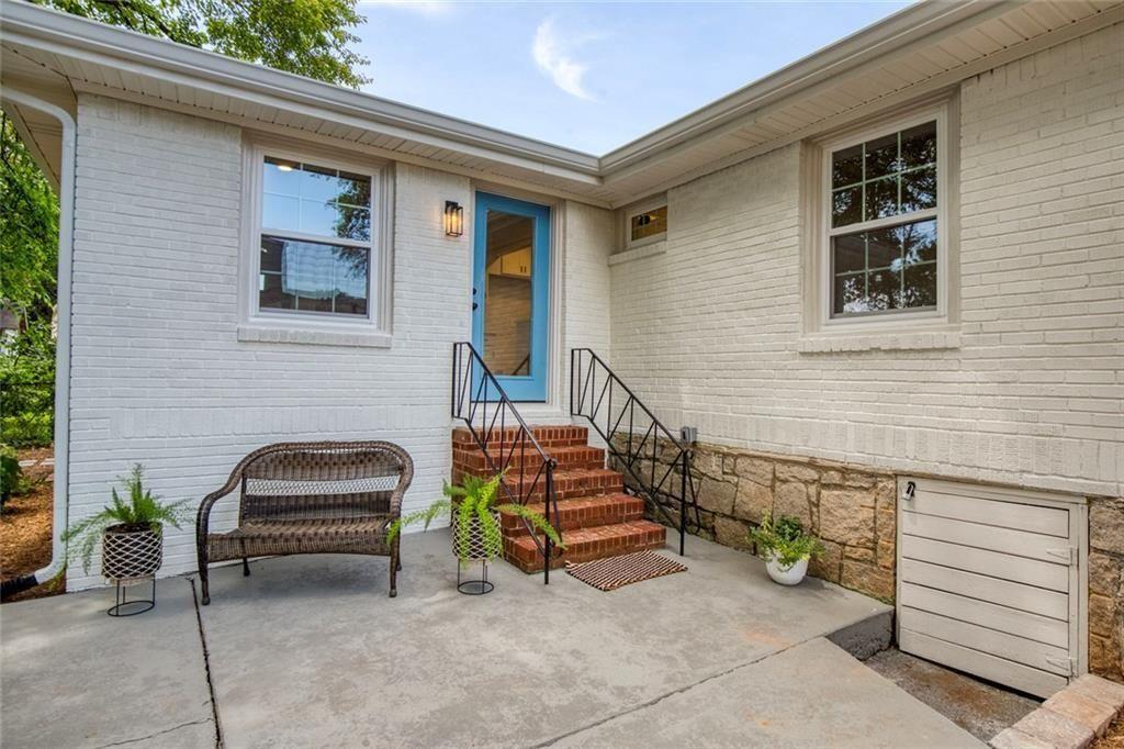 216 Austin Avenue NE