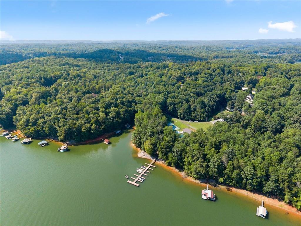 6711 Wildwood Trail