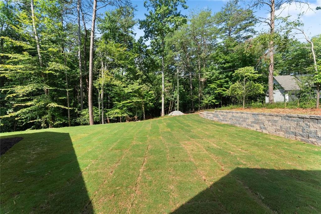 6711 Wildwood Trail