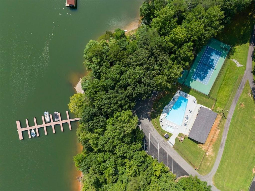 6711 Wildwood Trail