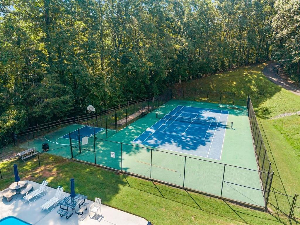 6711 Wildwood Trail