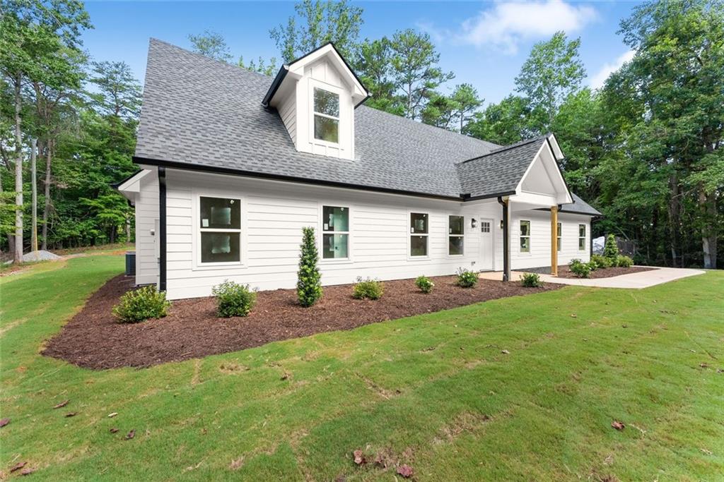 6711 Wildwood Trail