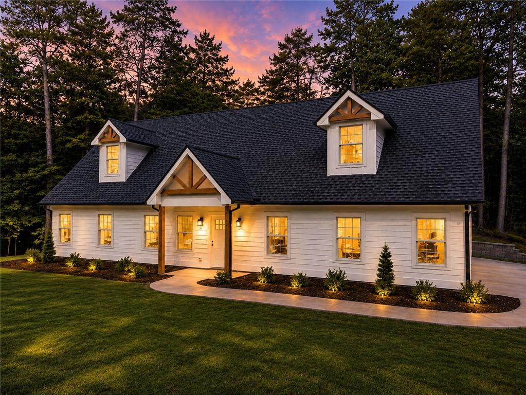 6711 Wildwood Trail