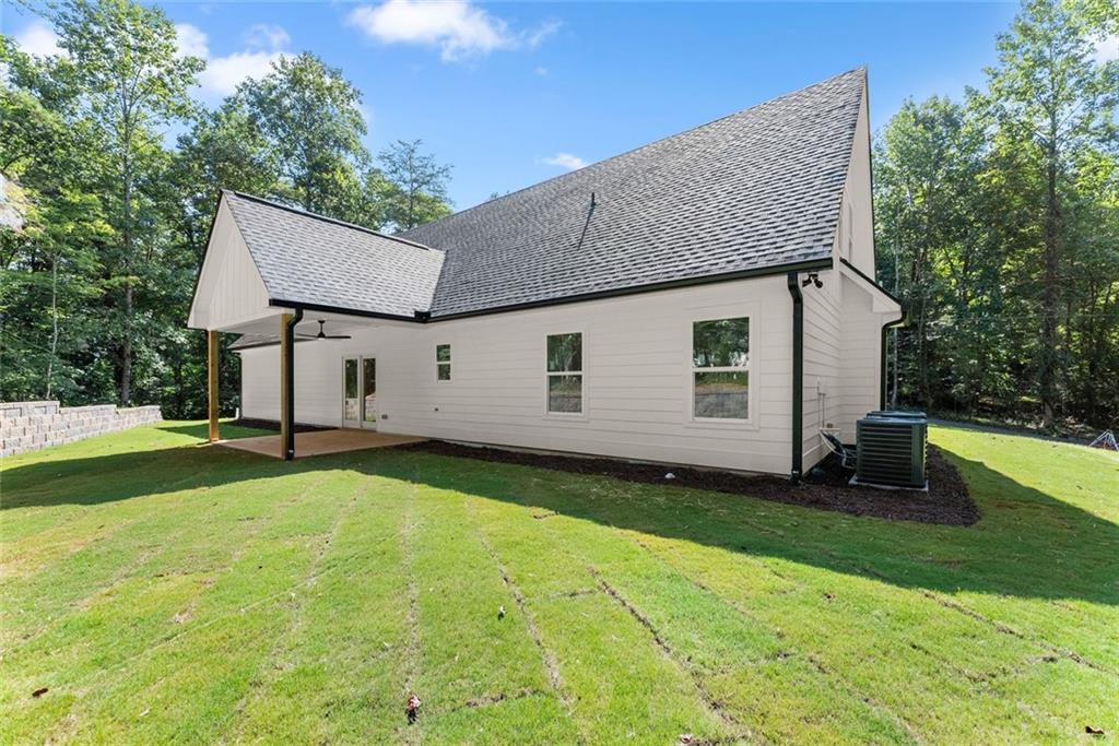 6711 Wildwood Trail
