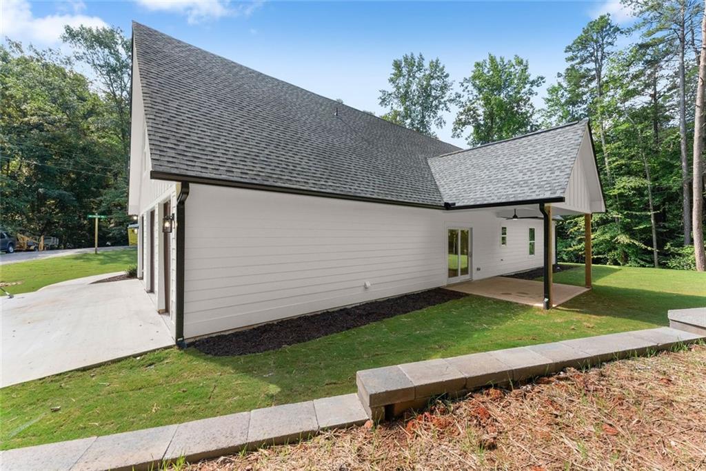 6711 Wildwood Trail
