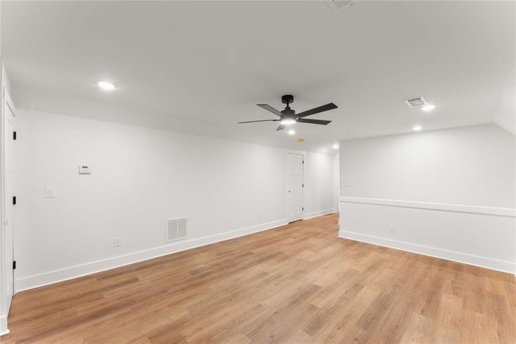 6711 Wildwood Trail