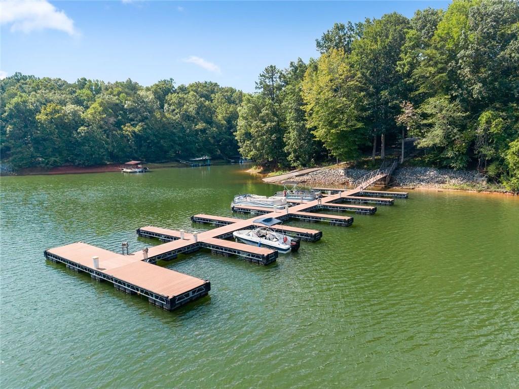6711 Wildwood Trail