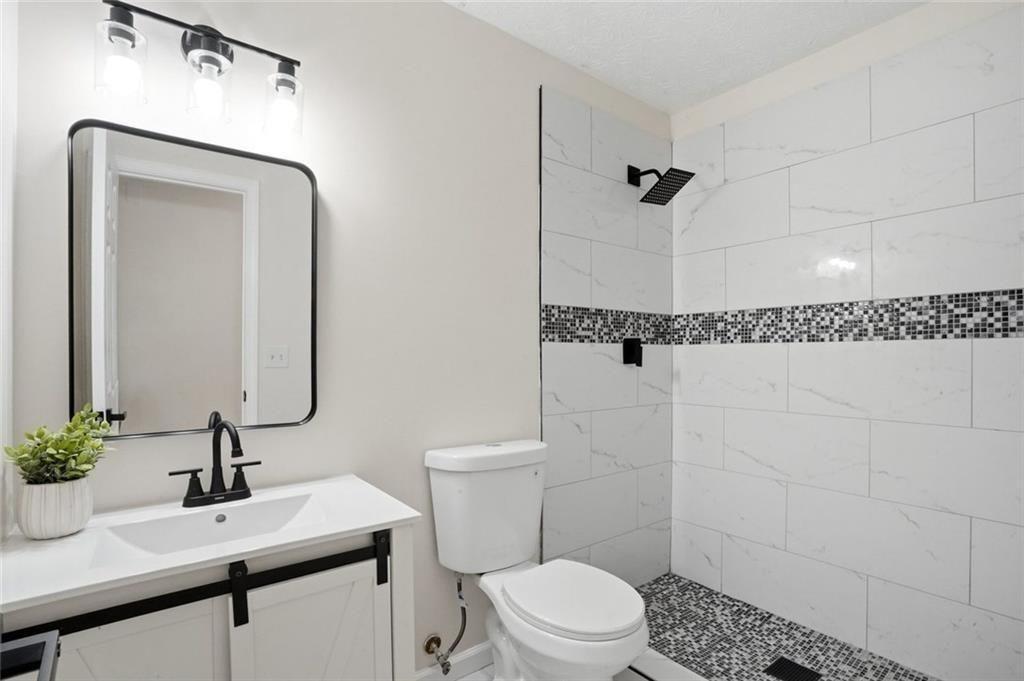 6839 Silver Maple Drive