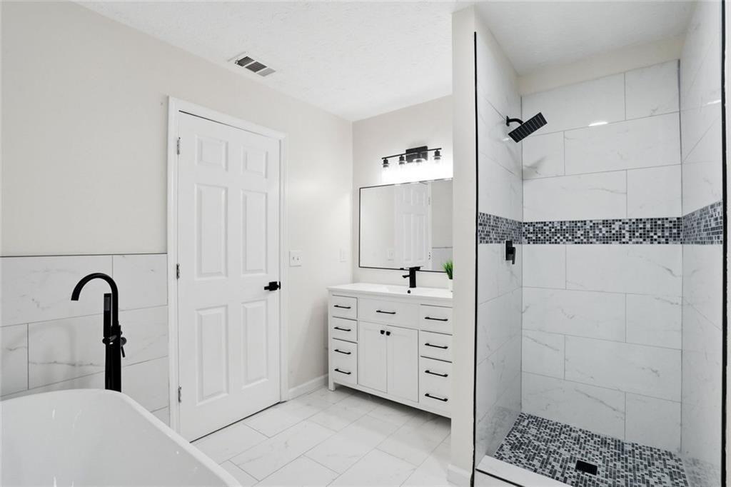 6839 Silver Maple Drive