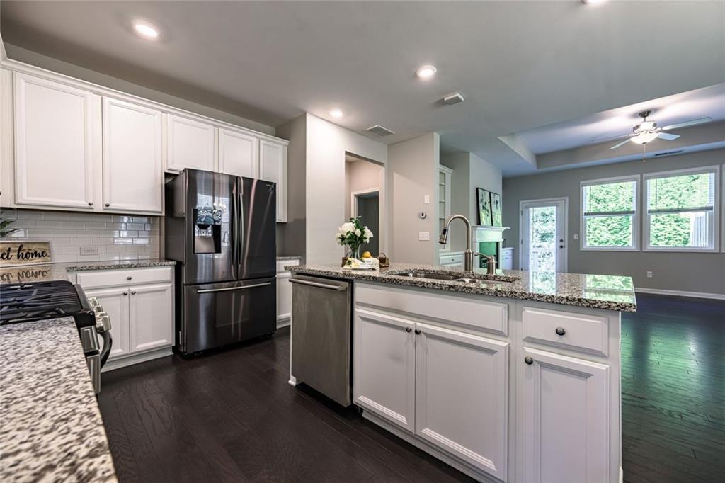2790 Laurel Gate Lane