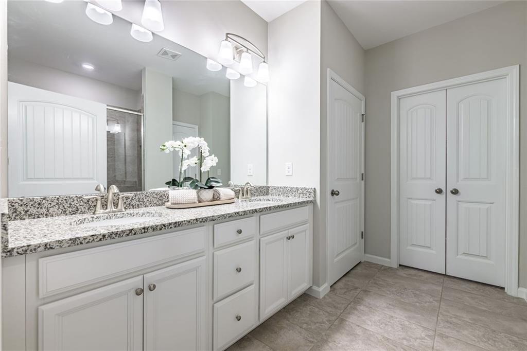 2790 Laurel Gate Lane