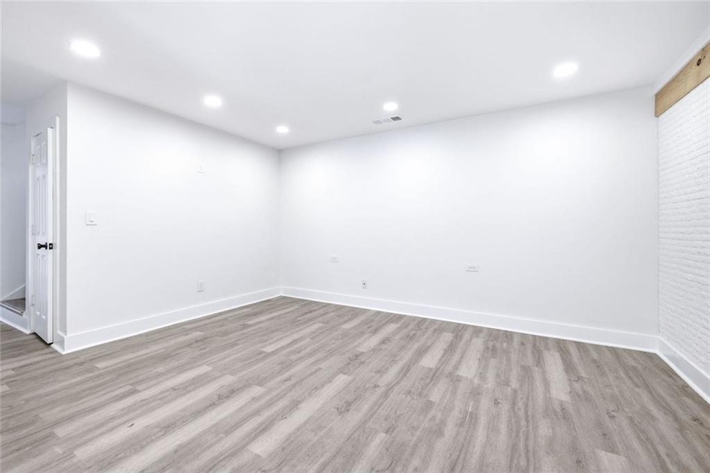 5875 Maple Creek Drive
