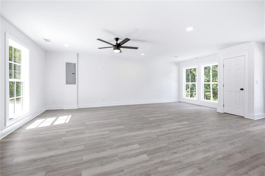 5875 Maple Creek Drive