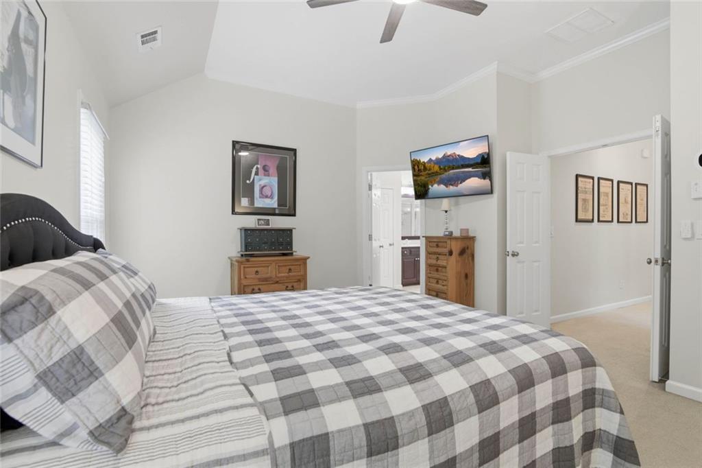 5511 Waters Edge Trail