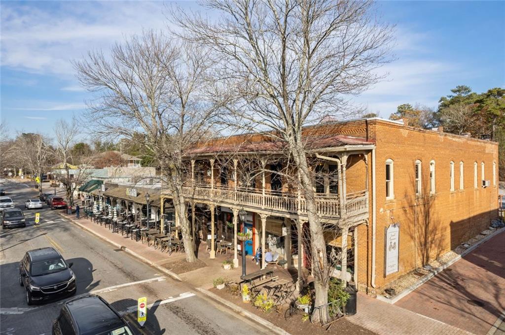 5511 Waters Edge Trail