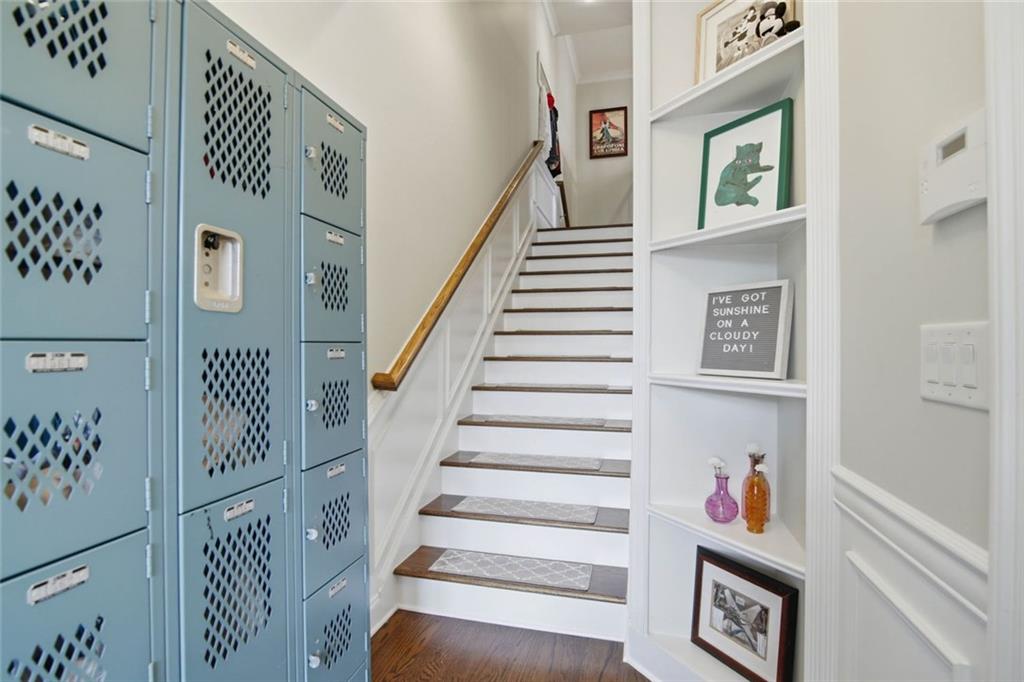 5511 Waters Edge Trail