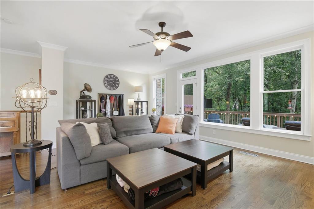 5511 Waters Edge Trail