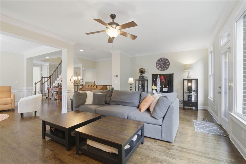 5511 Waters Edge Trail