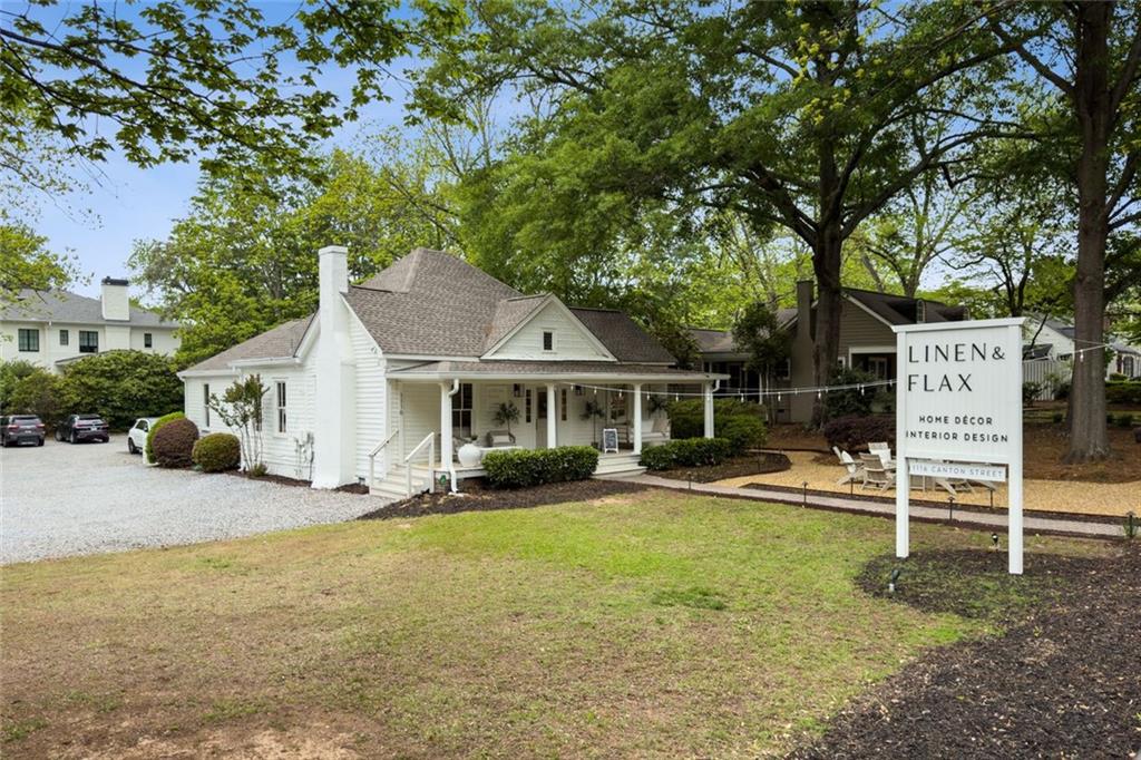 5511 Waters Edge Trail