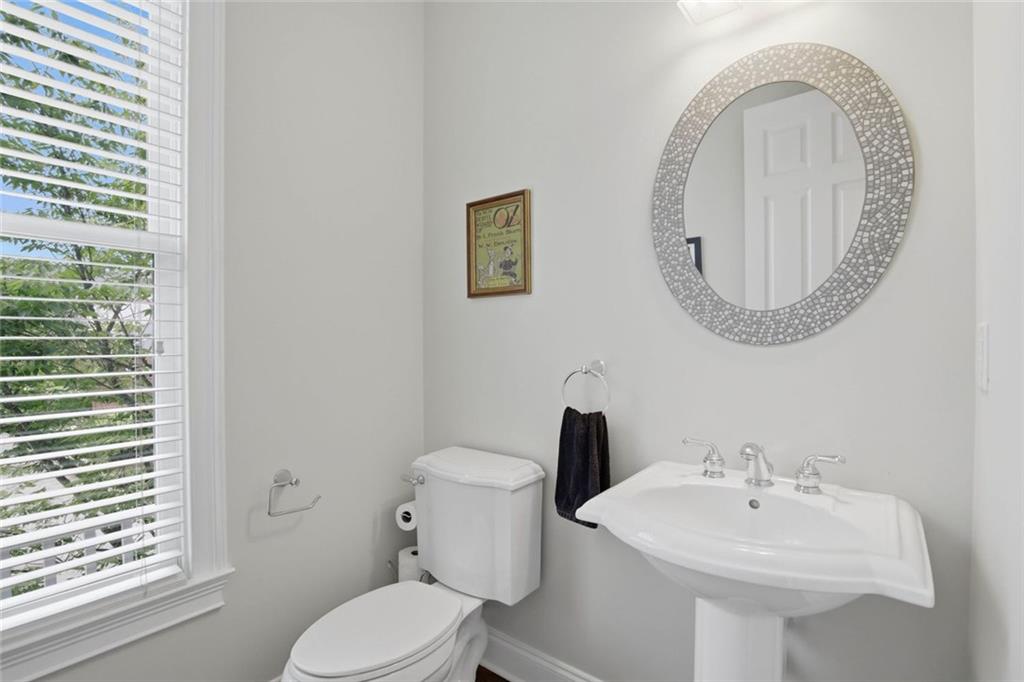 5511 Waters Edge Trail