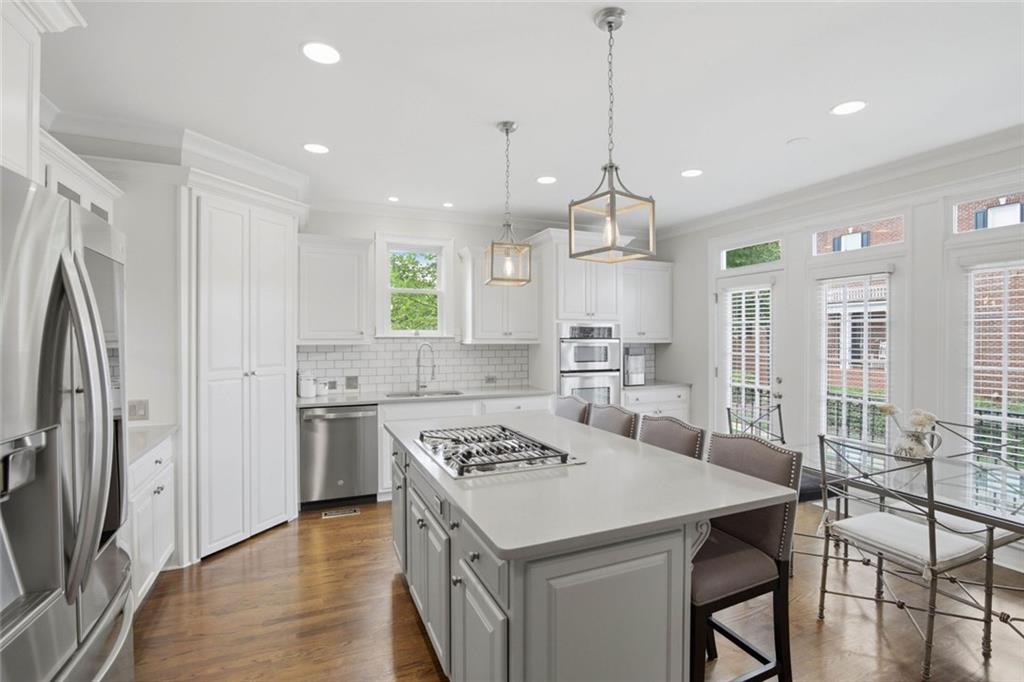 5511 Waters Edge Trail