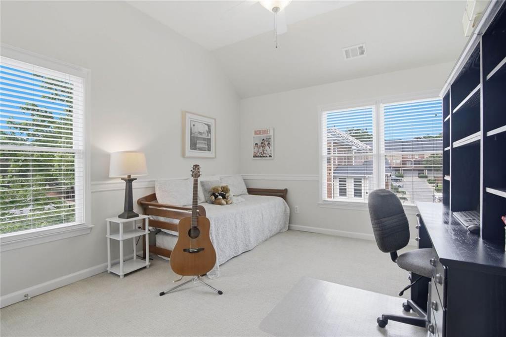 5511 Waters Edge Trail